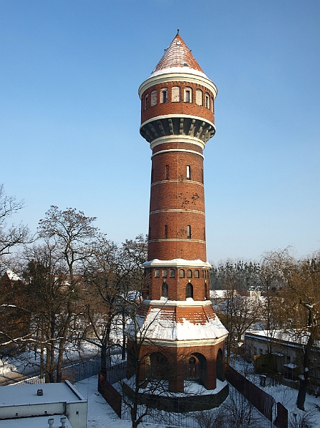 02.JPG - Wieża w styczniu 2010 *Water Tower in January 2010